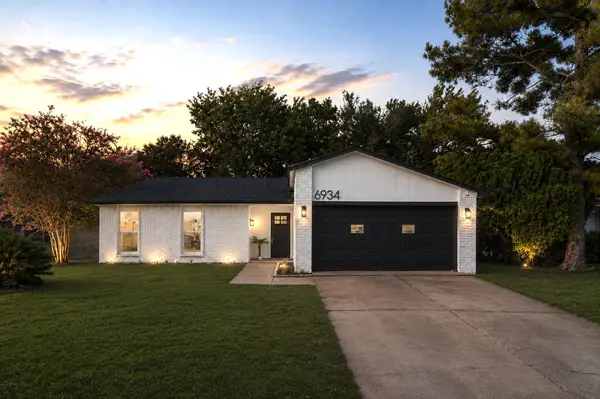 6934 Pickett Drive, Richmond, TX 77469
