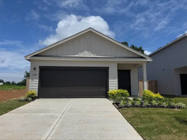 5882 Mercer Street, Conroe, TX 77303