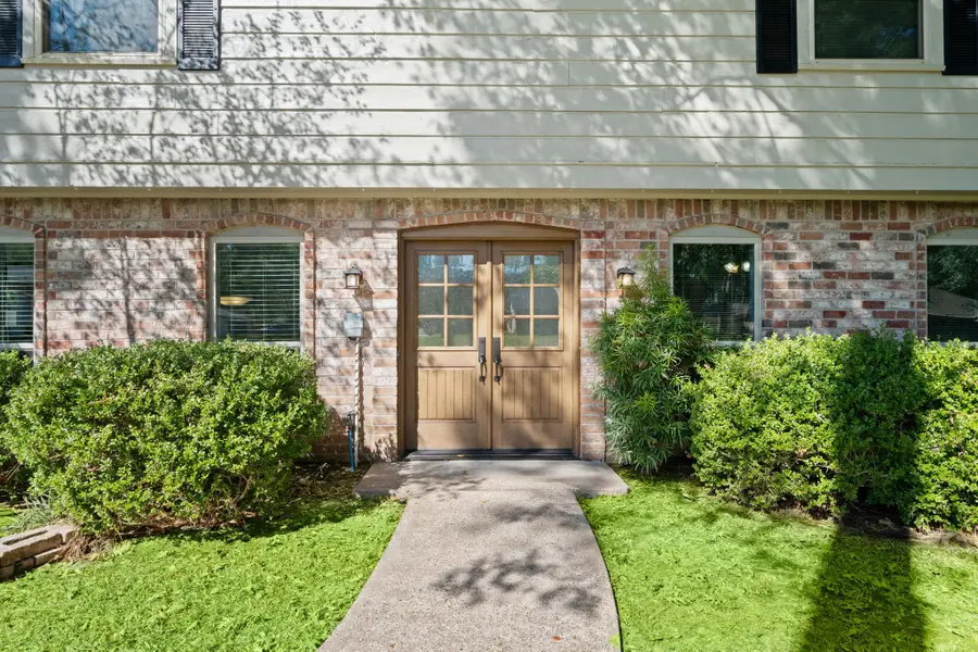 6530 Pebble Beach Drive, Houston, TX 77069 - Image #3