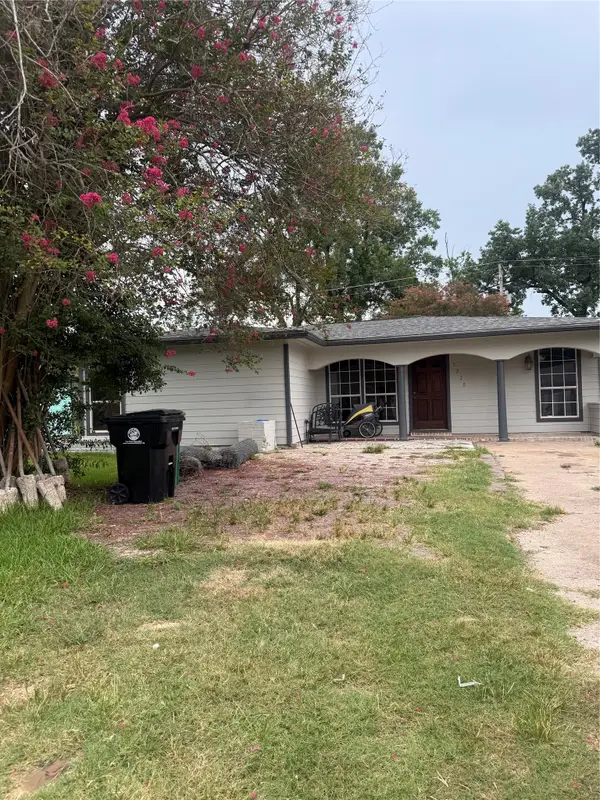7220 Parker Road, Houston, TX 77016