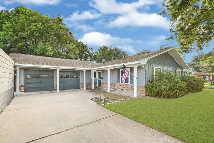 6713 Lawrence Road, Hitchcock, TX 77563 - Image #3