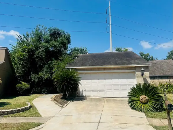 5455 Oakhaven Lane, Houston, TX 77091