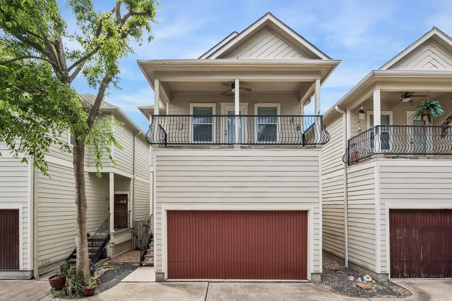 1017 W 16th Street, Houston, TX 77008 - #2