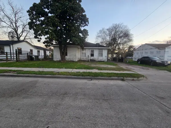 108 Parker Road, Houston, TX 77076