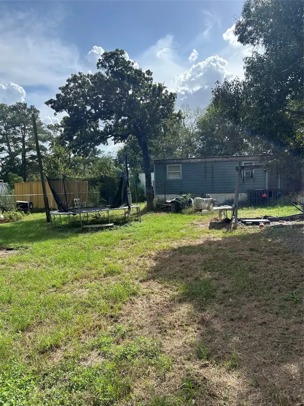 35211 W Pinehill Street, Pinehurst, TX 77362
