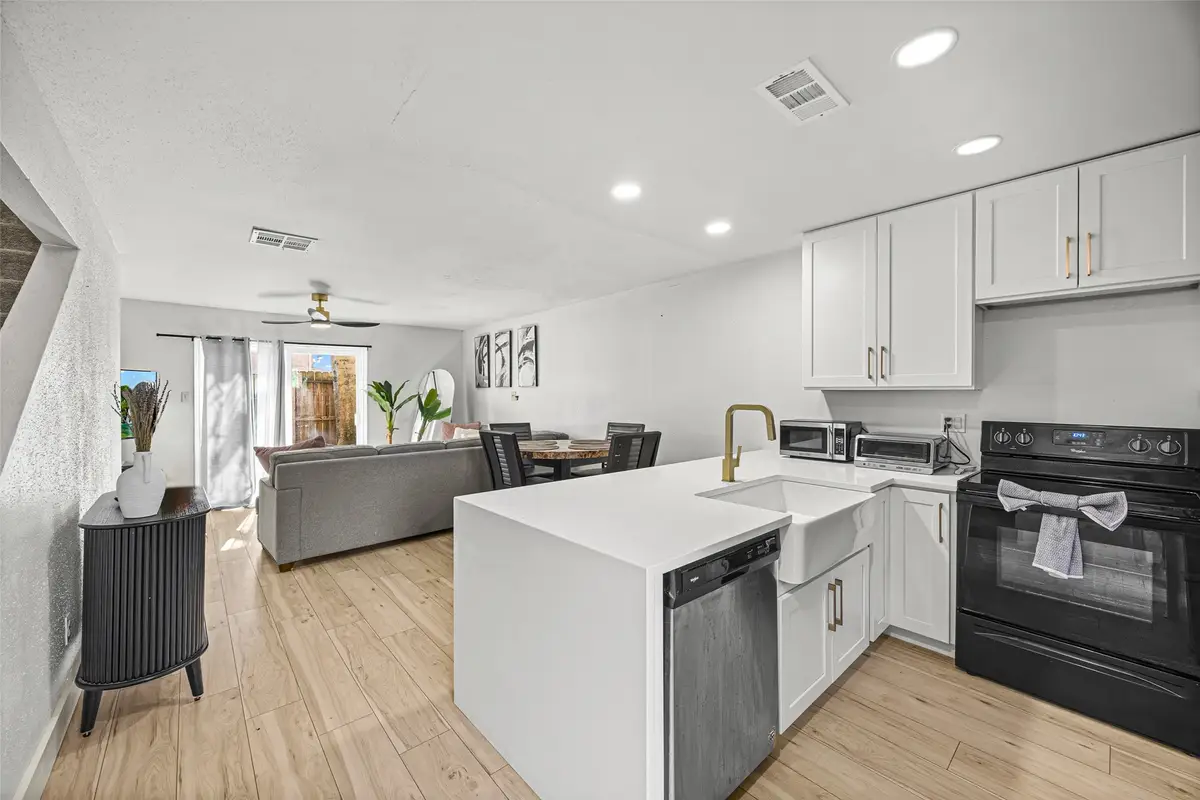 11000 Kinghurst Drive #187, Houston, TX 77099 - #1