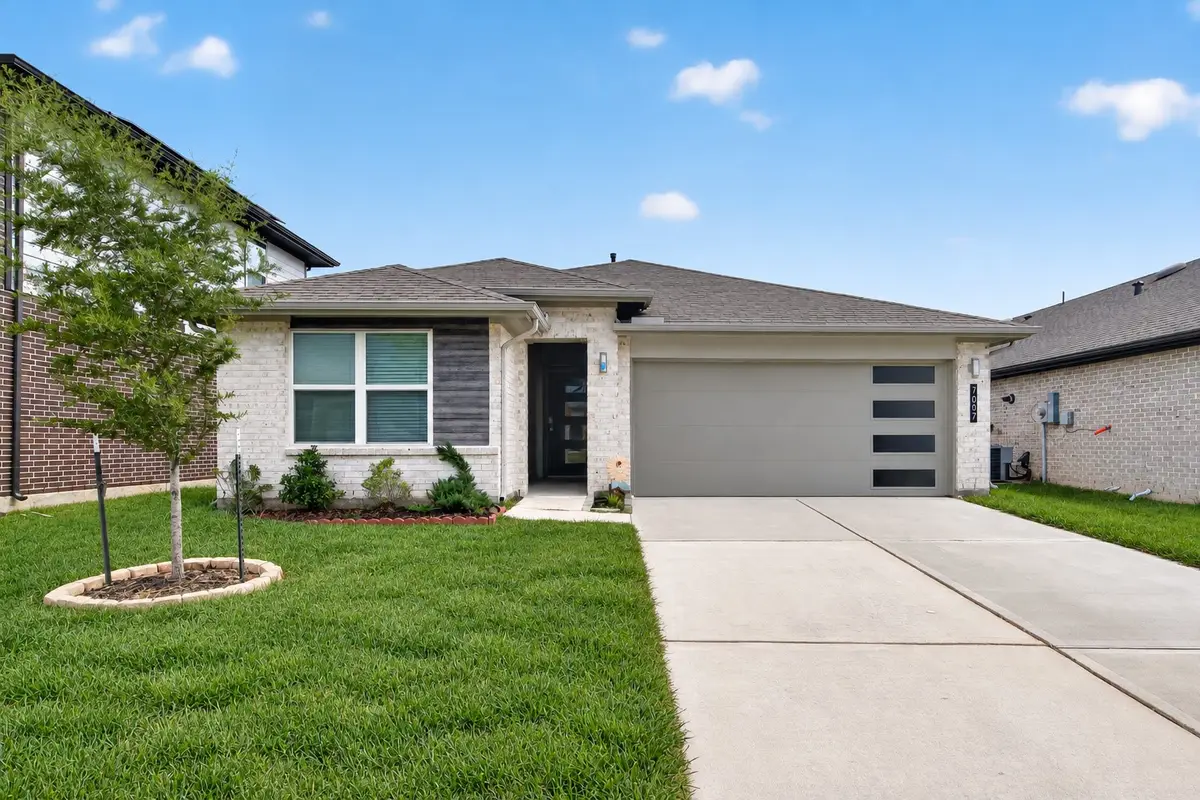 7007 Fleetwood Crescent Way, Richmond, TX 77407 - #1
