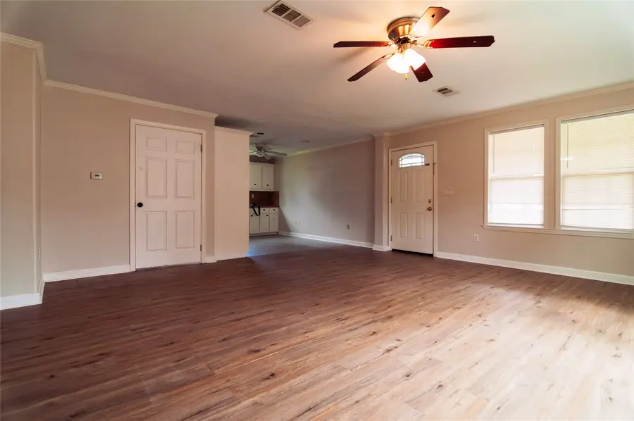 14203 E Ravine Run, Willis, TX 77318 - #2