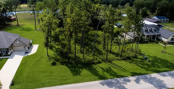 840 Road 660, Dayton, TX 77535