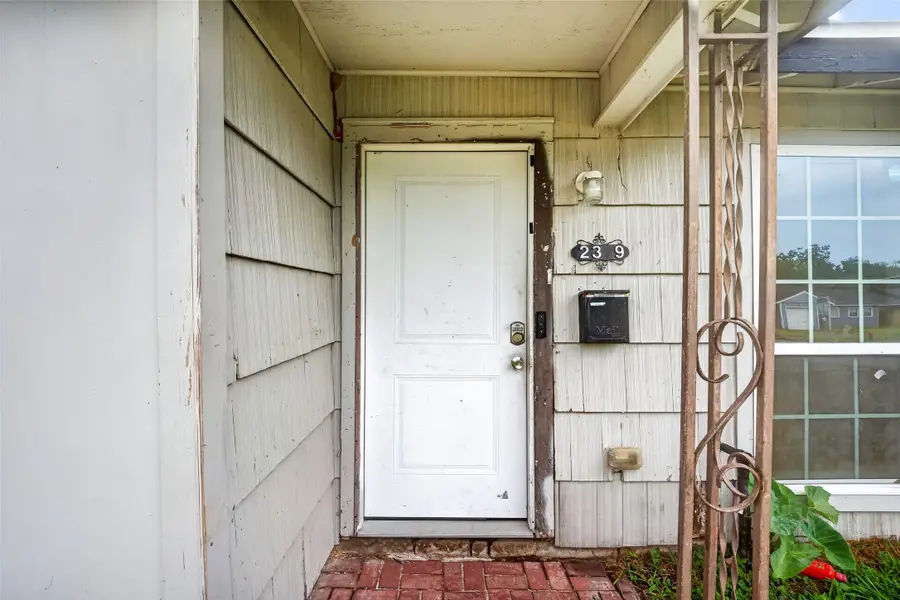 2329 Ingersol Avenue, Pasadena, TX 77506 - #2