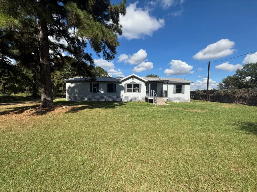 1046 Goodson Loop #1, Pinehurst, TX 77362 - Image #2