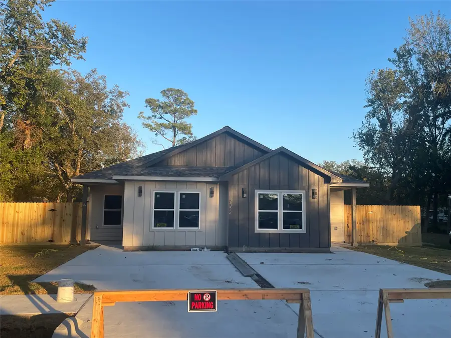 7322 Phillips Street, Houston, TX 77088 - Image #2