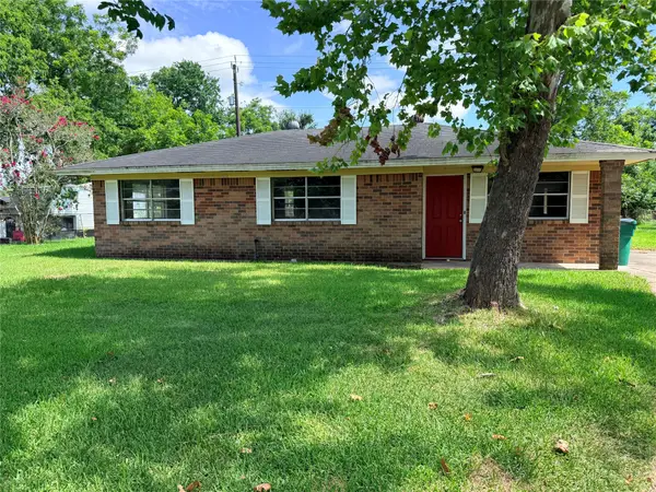 225 Burkett Street, Richwood, TX 77531