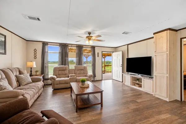339 County Road 217, Hallettsville, TX 77964