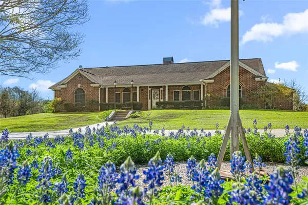423 Jane Street, East Bernard, TX 77435