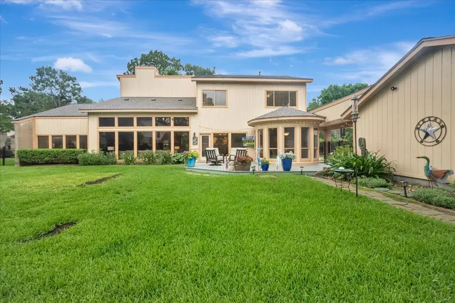 307 Crestwood Drive, El Lago, TX 77586 - #2