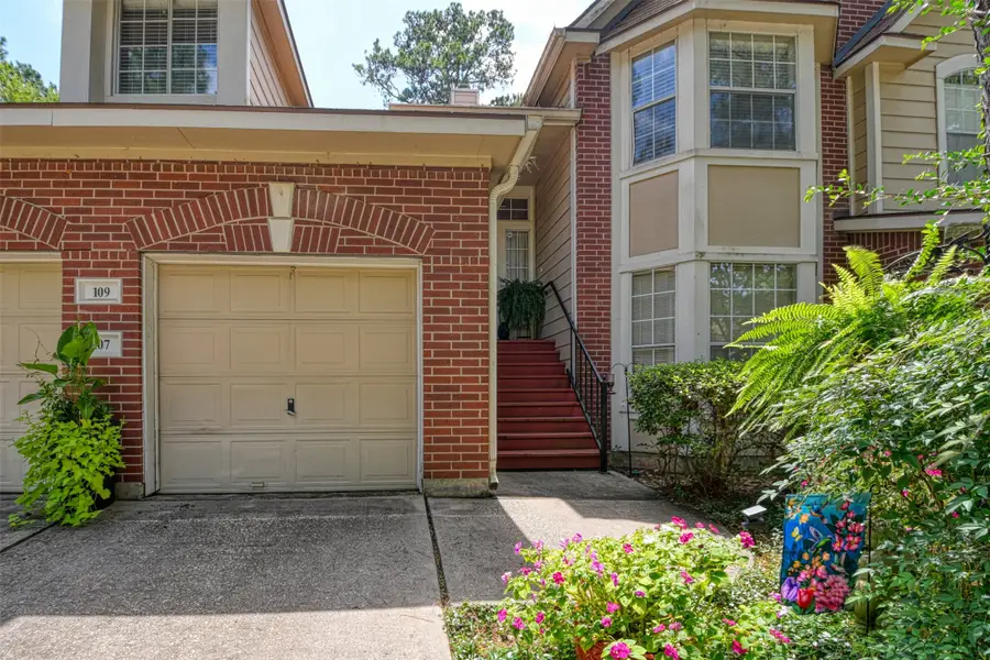 109 Avonlea Drive, The Woodlands, TX 77382 - #2