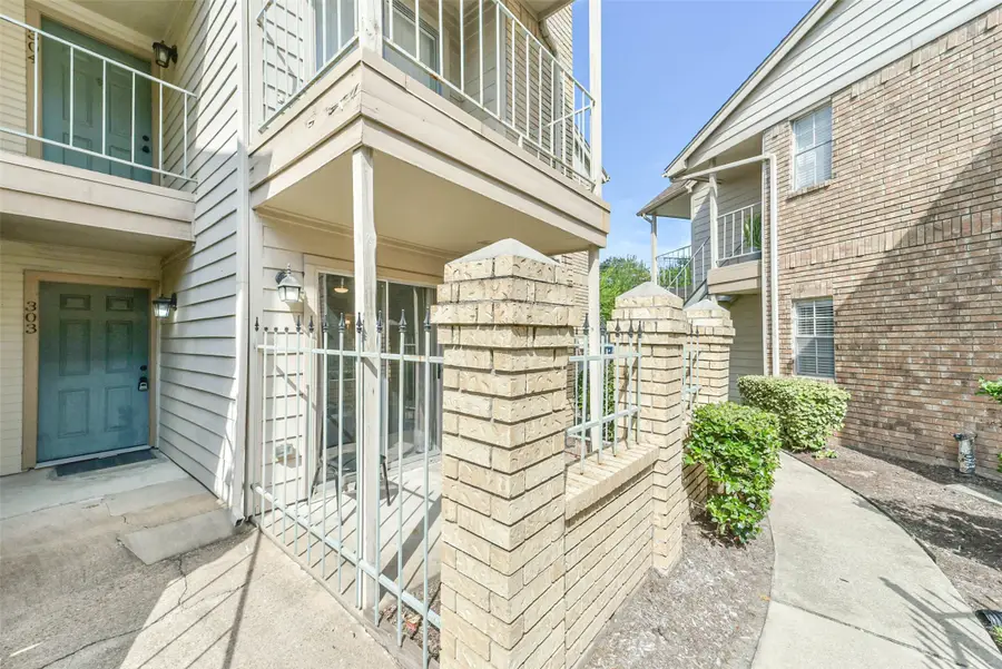 12550 Whittington Drive #303, Houston, TX 77077 - #2