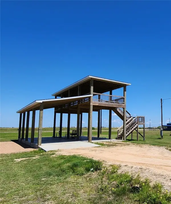 245 Kingfish, Palacios, TX 77465