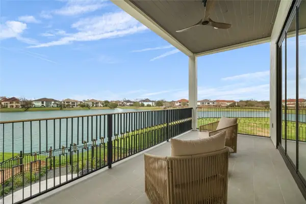 4610 Sunset Circle, Sugar Land, TX 77479