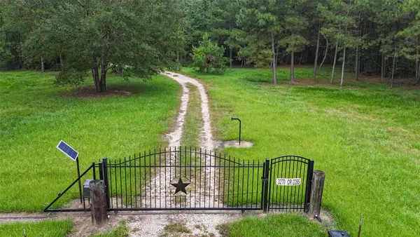 3270 County Road 2285, Cleveland, TX 77327