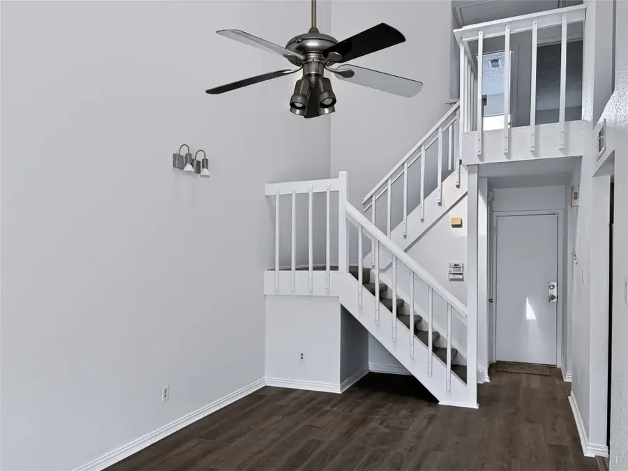 7083 Greenway Chase Street, Houston, TX 77072 - #2