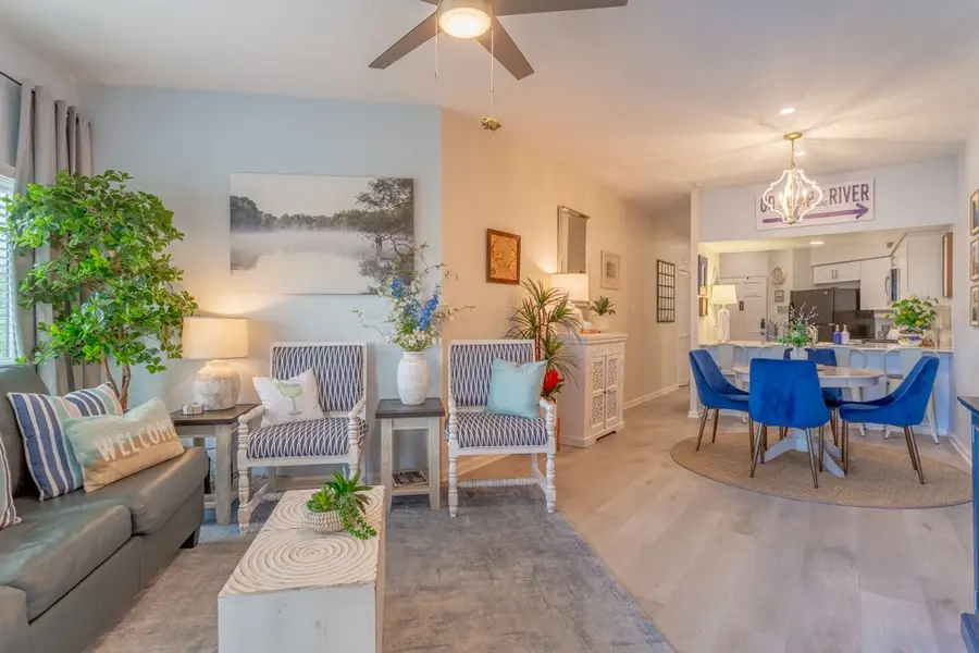 401 W Lincoln Street #A303, New Braunfels, TX 78130 - #3