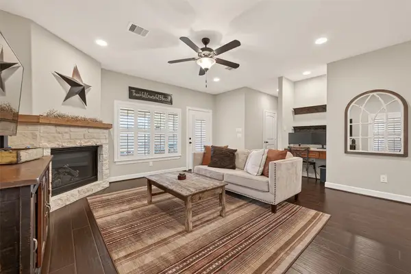 3819 Willow Breeze Circle, Needville, TX 77461