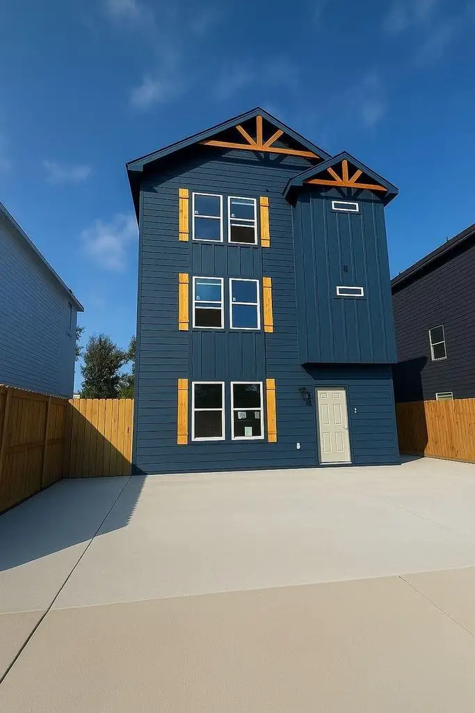 8021 Birmingham Street #A/B, Houston, TX 77028 - #1