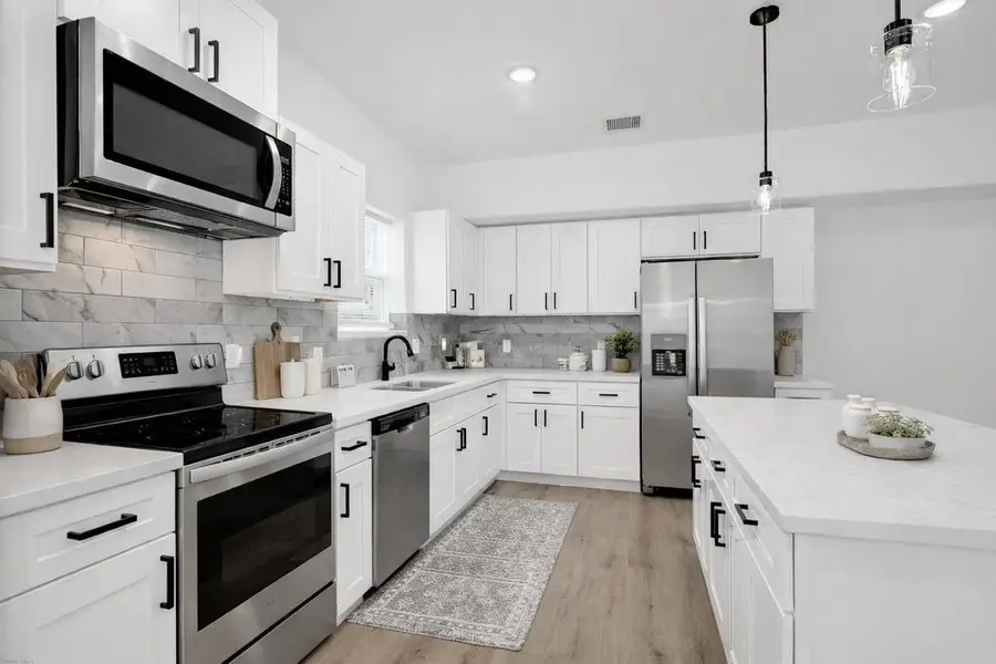 8021 Birmingham Street #A/B, Houston, TX 77028 - #3