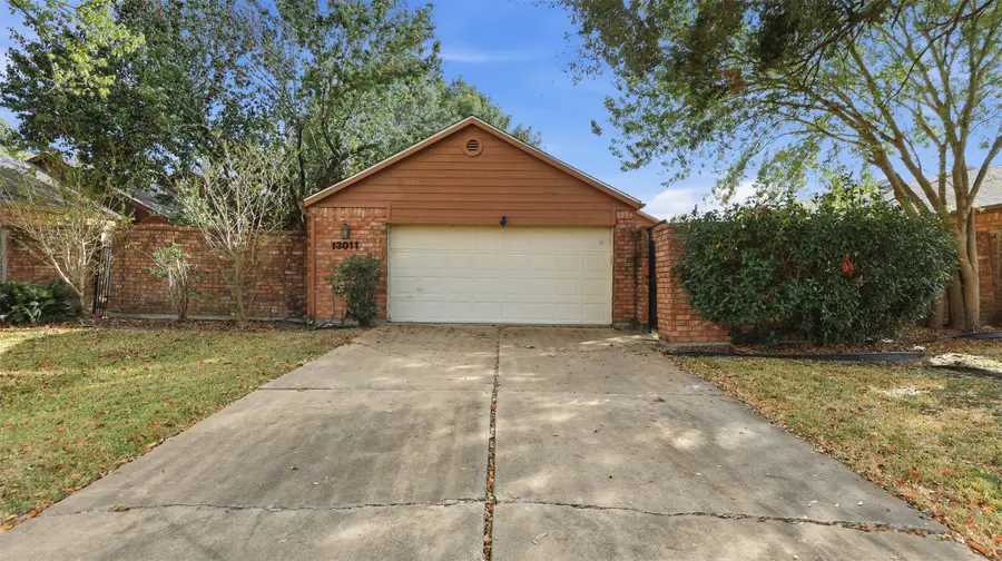 13011 Stancliff Oaks Street, Sugar Land, TX 77478 - Image #2