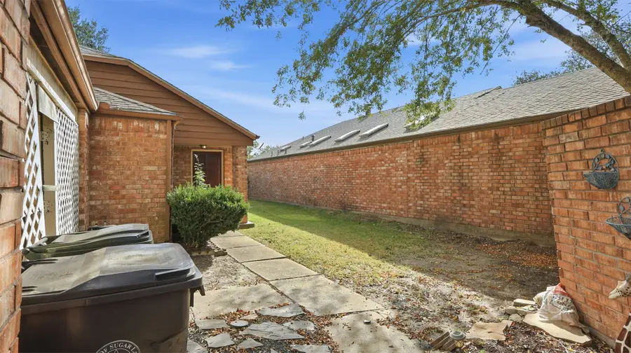 13011 Stancliff Oaks Street, Sugar Land, TX 77478 - Image #3