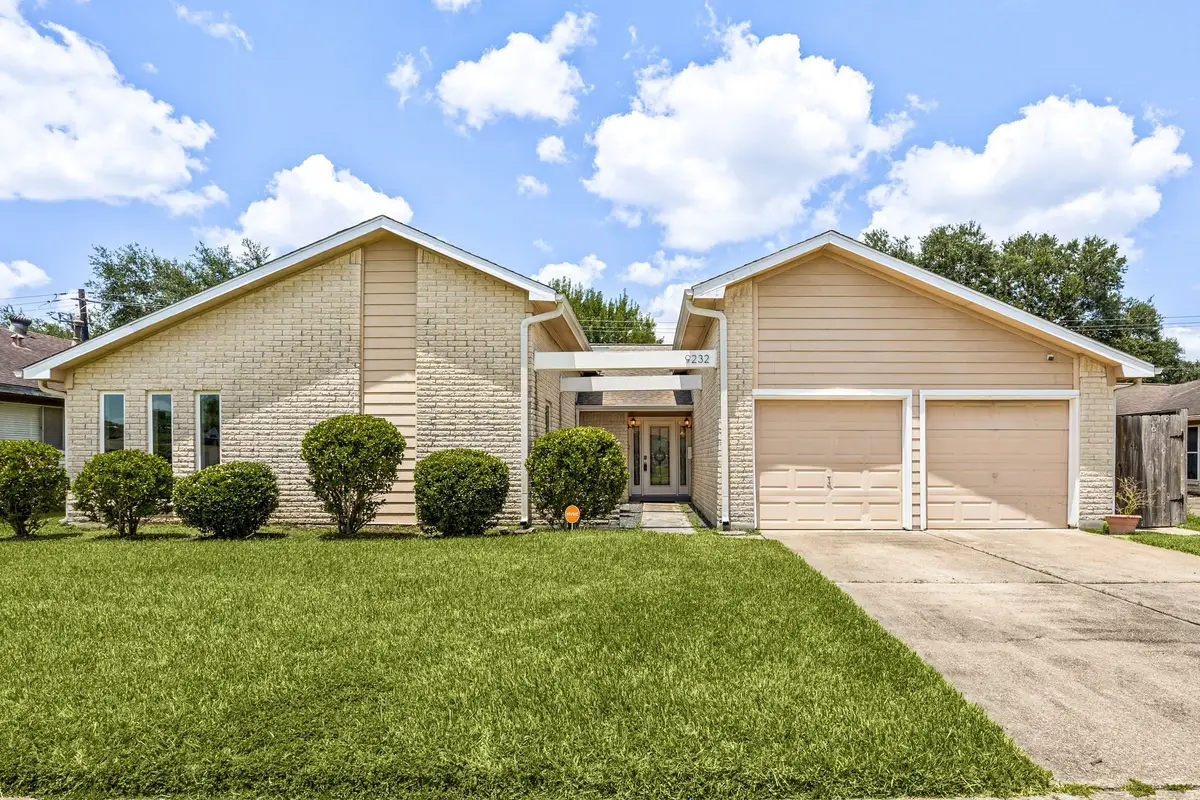 9232 Vickijohn Drive, Houston, TX 77031 - #1