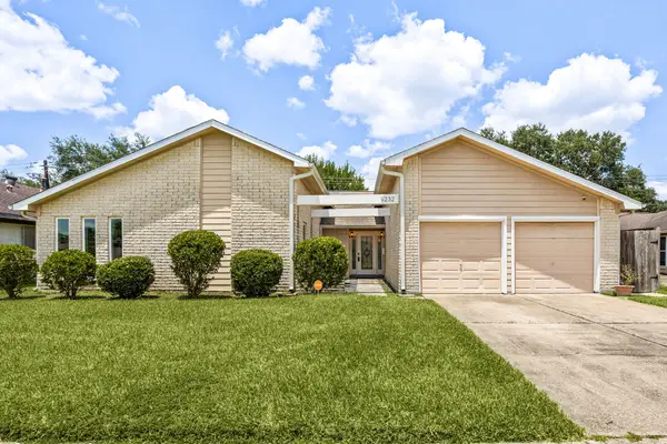 9232 Vickijohn Drive, Houston, TX 77031