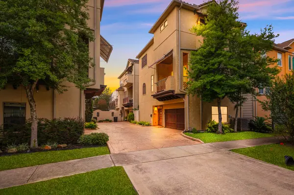 1409 Birdsall Street, Houston, TX 77007