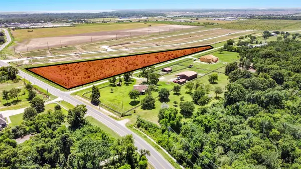 0 Fm 565, Baytown, TX 77523