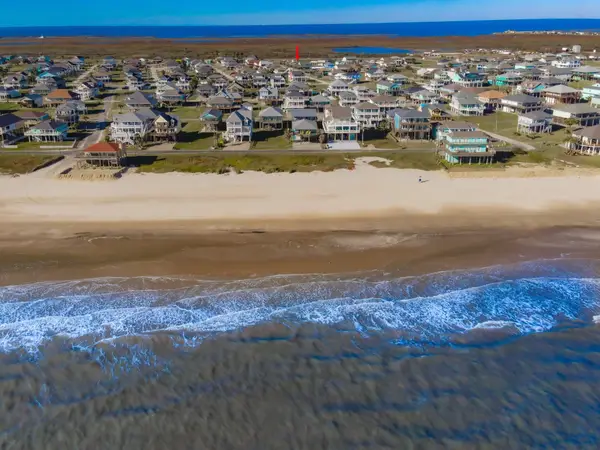 970 Surf, Crystal Beach, TX 77650