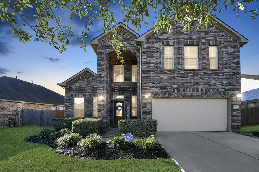 1918 Indigo Shores Lane, Richmond, TX 77469 - Image #2