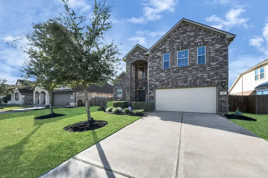 1918 Indigo Shores Lane, Richmond, TX 77469 - Image #3
