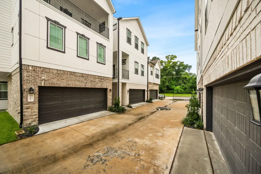 5434 Wheatley Street #B, Houston, TX 77091 - #3