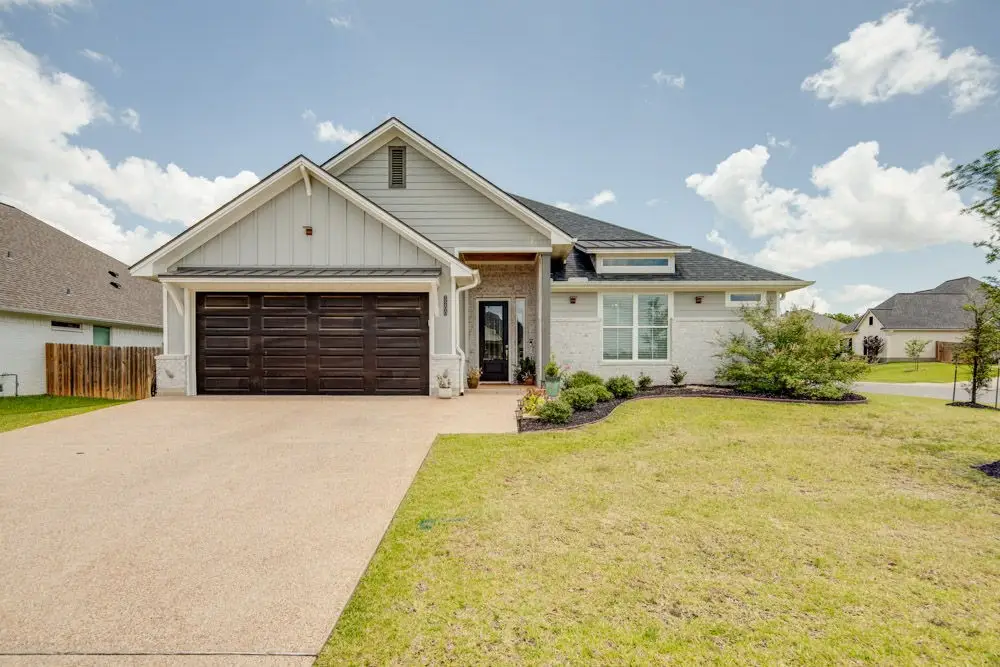 3200 Glencairn Court, Bryan, TX 77808 - #1