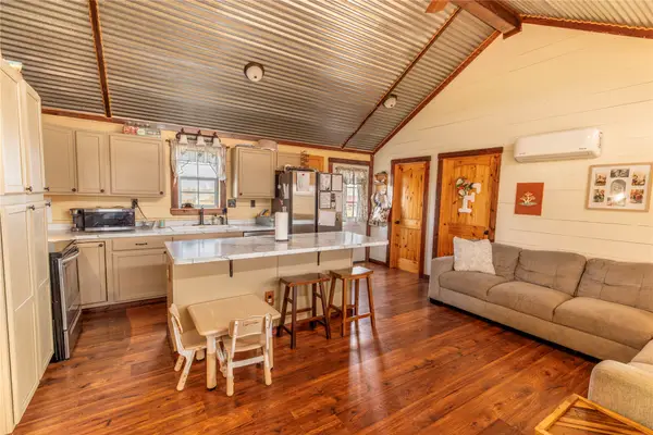 2726 Remmert Rd, Bellville, TX 77418