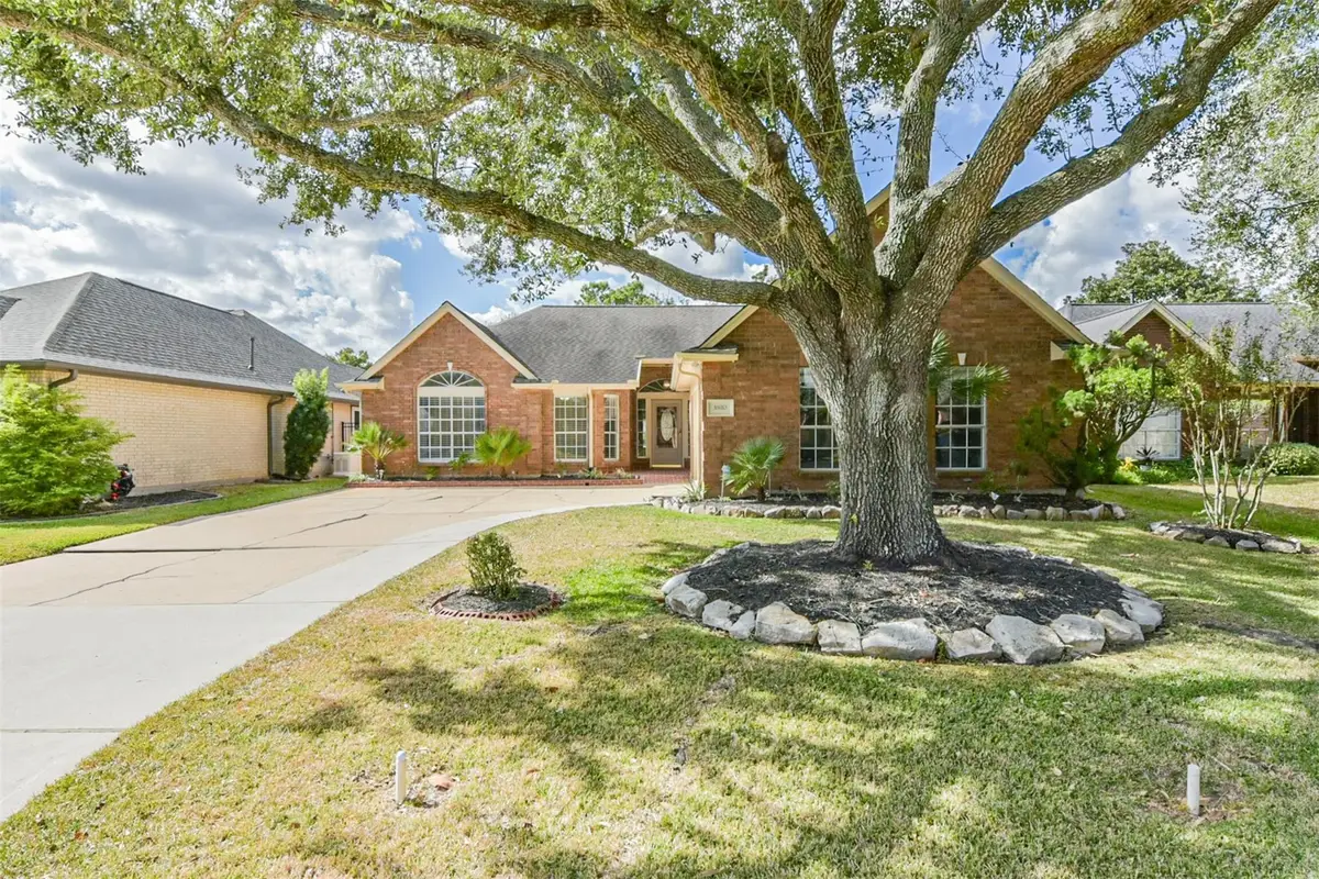 3810 E Peach Hollow Circle, Pearland, TX 77584 - #1