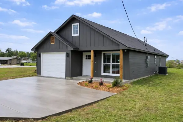 309 Wheelock Street, Franklin, TX 77836