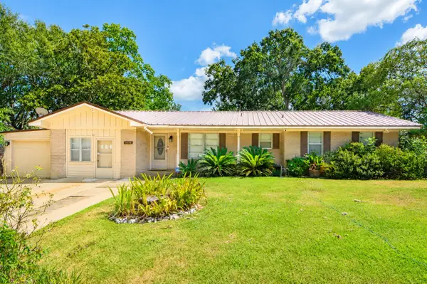 1507 Meadow Lane, Brenham, TX 77833