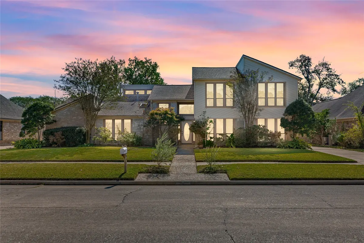 15918 Mesa Verde Drive, Houston, TX 77059 - Image #1