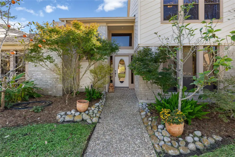 15918 Mesa Verde Drive, Houston, TX 77059 - Image #3