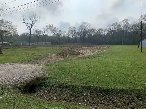 441 County Road 4012, Dayton, TX 77535