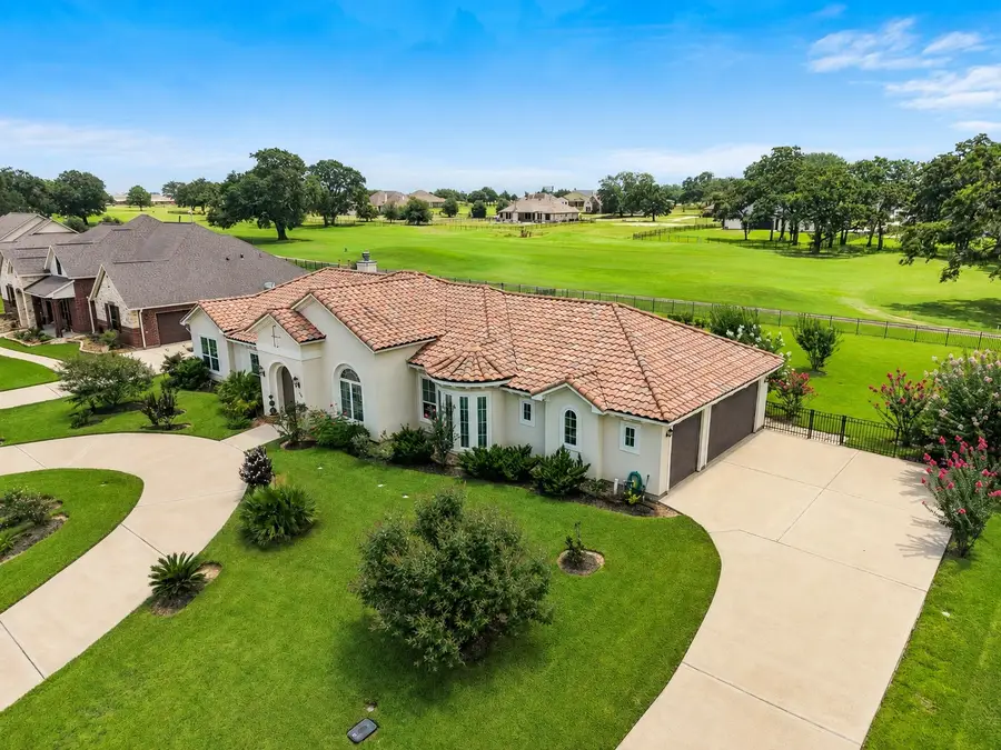 230 Lawrence Marshall Drive, Hempstead, TX 77445 - #2