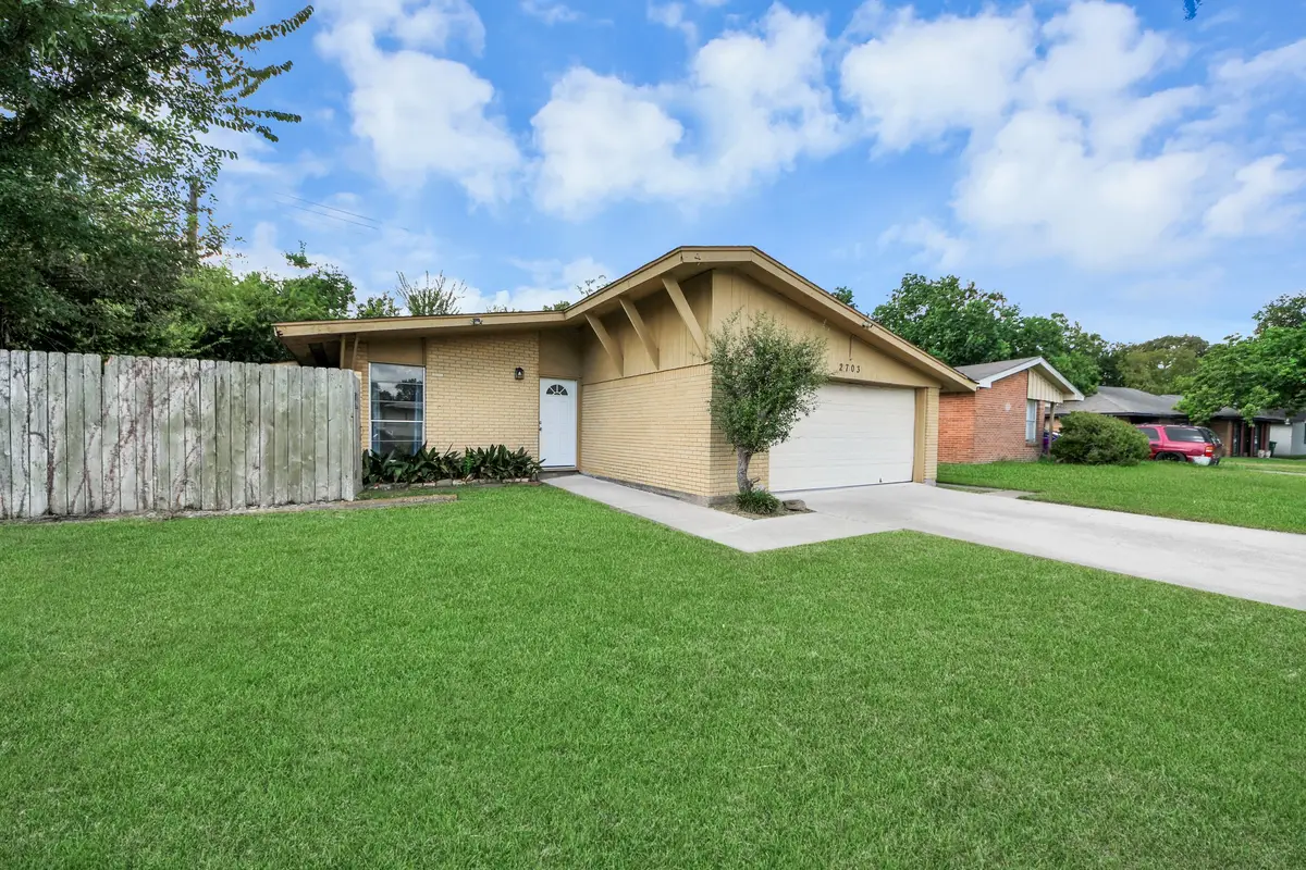 2703 Knotty Oaks Trail, Houston, TX 77045 - #1